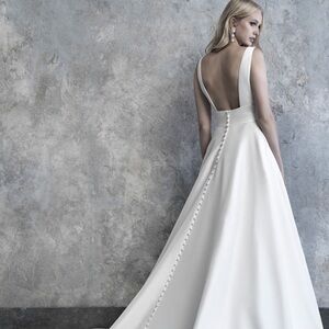 Madison James Wedding gown MJ501- Mikado Aline